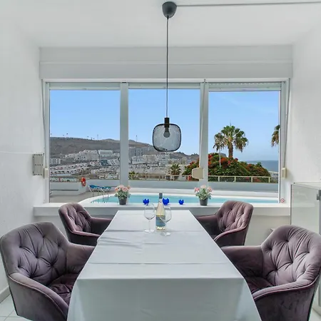 Vistas Al Atlantico アパート